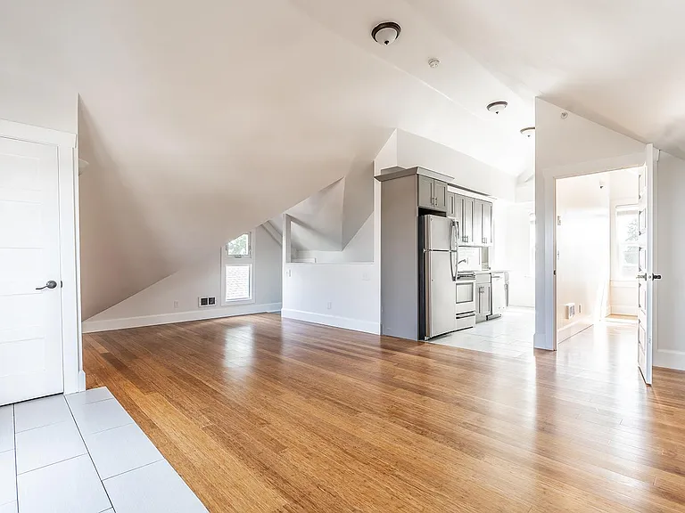 2314 Hoyt Ave #D — Photo 17