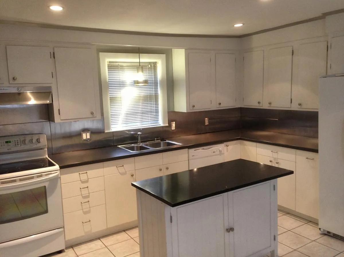 2 bed, 1000 sqft, $2,900 — Photo 3