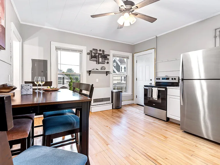 2 Sargent St #2 — Photo 18