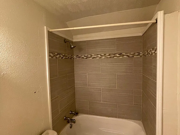 4219 Perrier St #C — Photo 6
