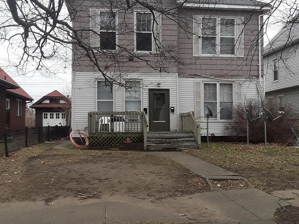 1st image of 1022 1/2 S Center St