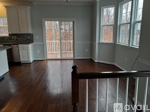 5th image of 600 Golden Pear Ln #0