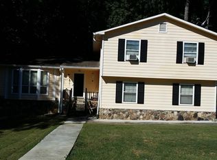 427 Chartley Trl, Stone Mountain, GA 30083