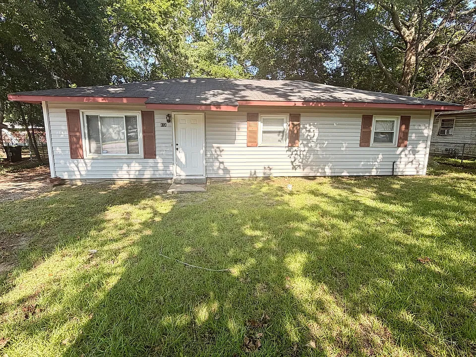 814 Crestwood Ter