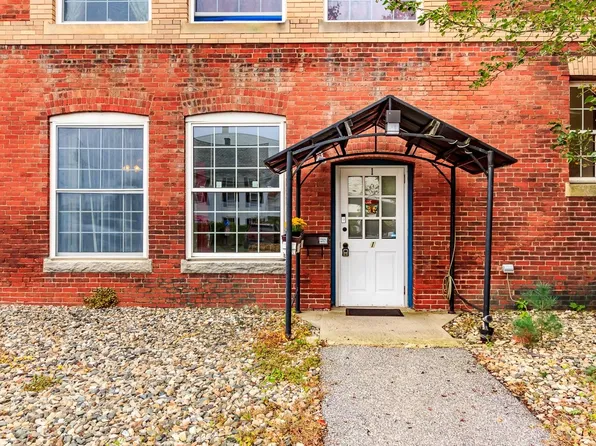 26 Myrtle Street #1, Claremont, NH 03743