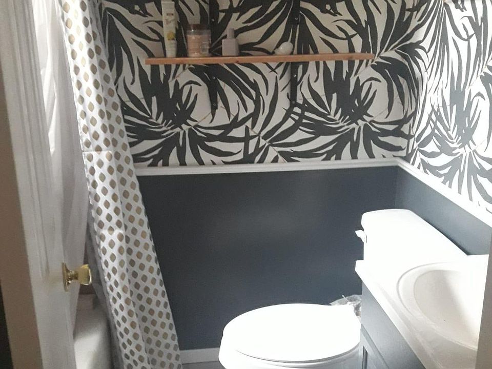 2nd image of 1813 N Veitch St APT 5