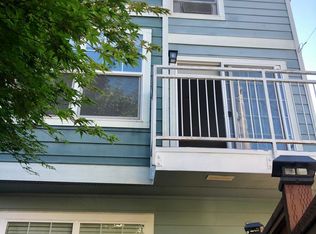 7019 California Ave SW, Seattle, WA 98136
