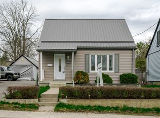 584 Paterson St, Peterborough, ON K9J4R2