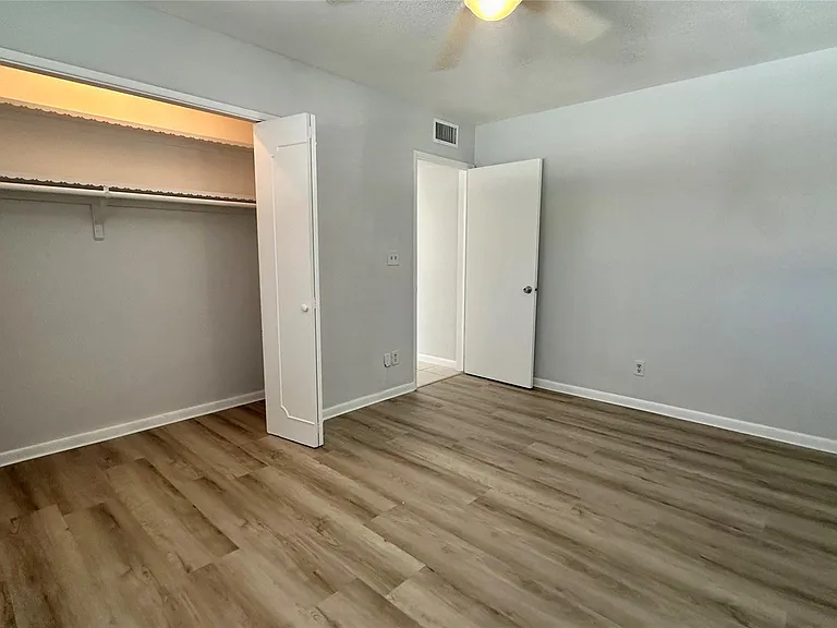 1900 NE 29th St #2C — Photo 12