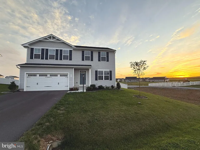 365 Otero Ln — Photo 2