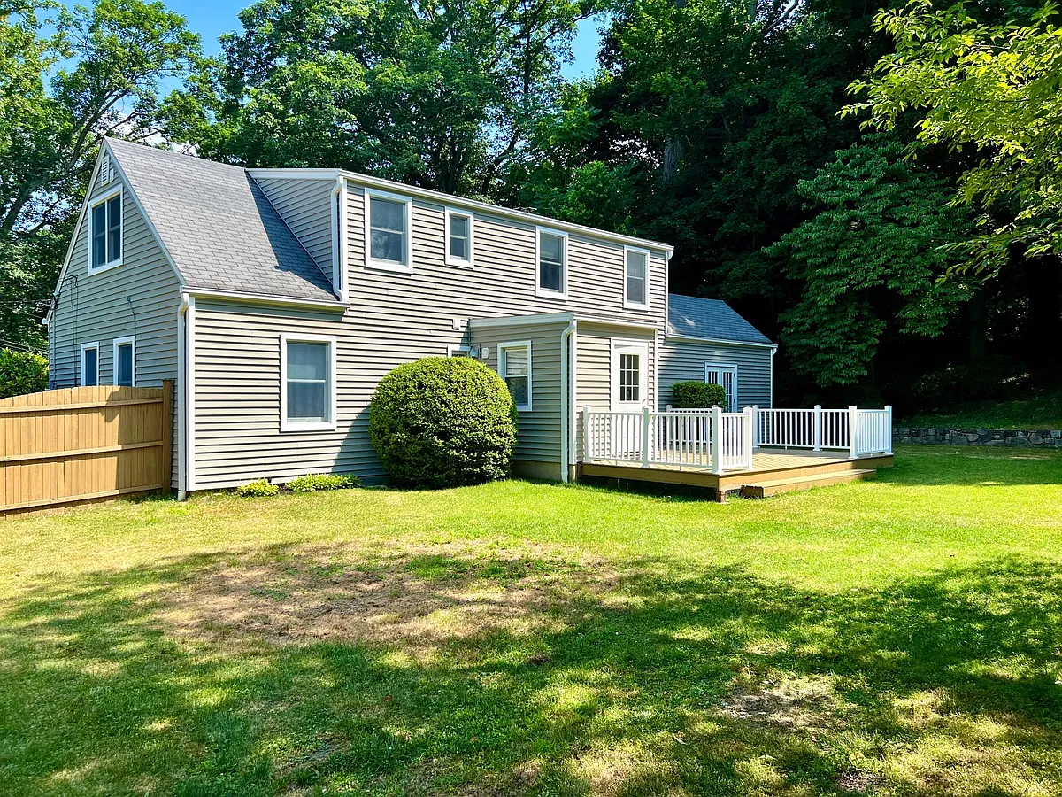 Back of the house (Photo from previous listing) - 46 Beechwood Rd