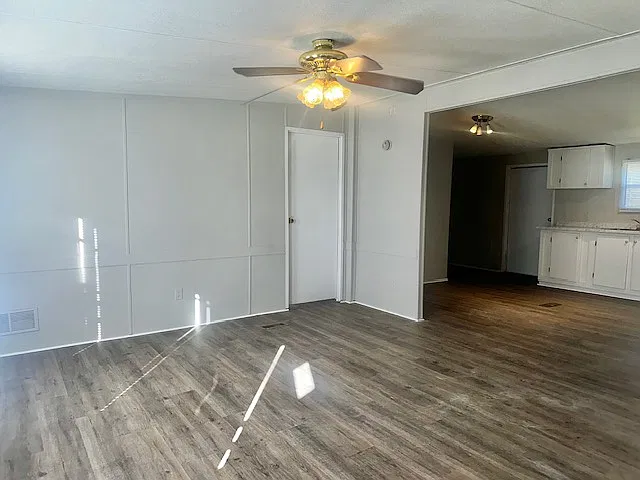 1338 Beechnut Drive - 1 — Photo 2