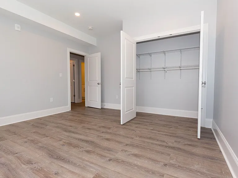 113 Kenrick St #1E — Photo 12