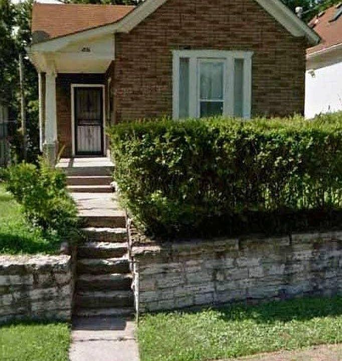 1st image of 547 Lowell Ave