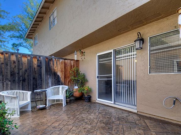 4th image of 3345 Weepingcreek Way