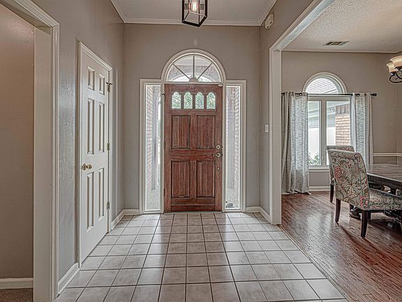 4th image of 8857 Pembroke Ellis Dr