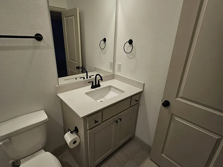 4336 Hopewell St — Photo 17