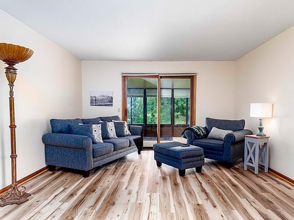 3rd image of 11279 Whispering Creek Dr