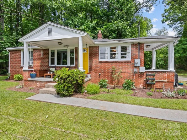 89 Apollo Dr, Sylva, NC 28779