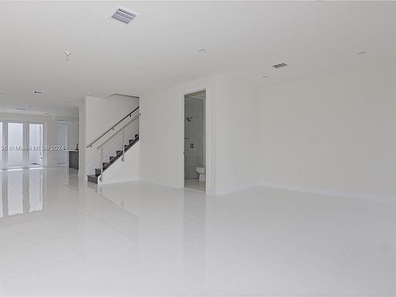 3rd image of 6307 NW 103rd Psge