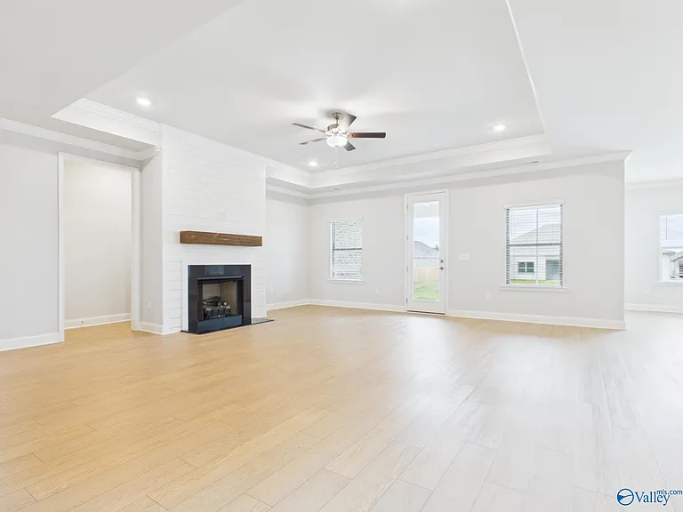 22567 Donahue Rd — Photo 6