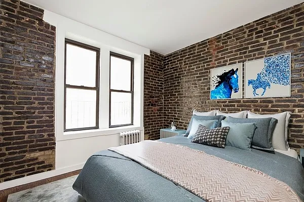 Rented by R New York | media 40