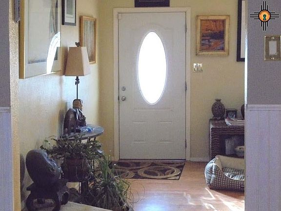 3rd image of 3320 Luna Dr