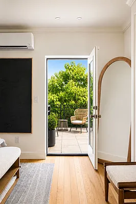 Bedroom, photo 2