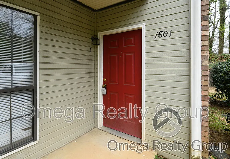 1801 Carson Rd #1 — Photo 2
