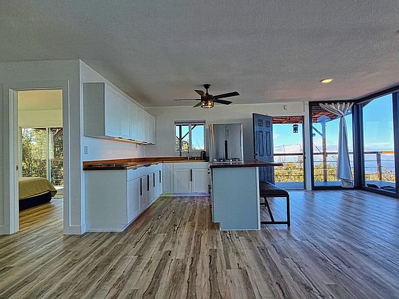 4th image of 90-9092 Tiki Ln