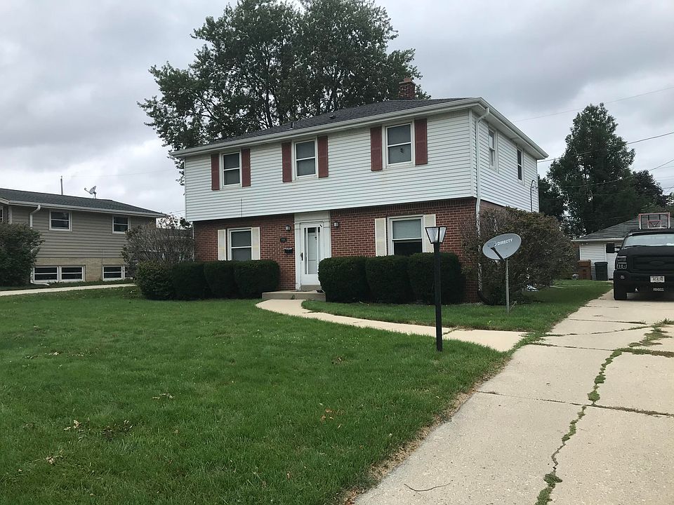 1st image of 806 Manitowoc Ave