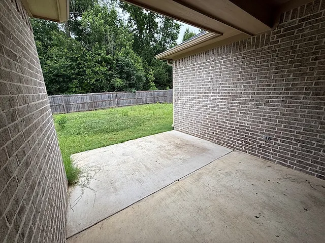 410 Myra Lynn Ln — Photo 14