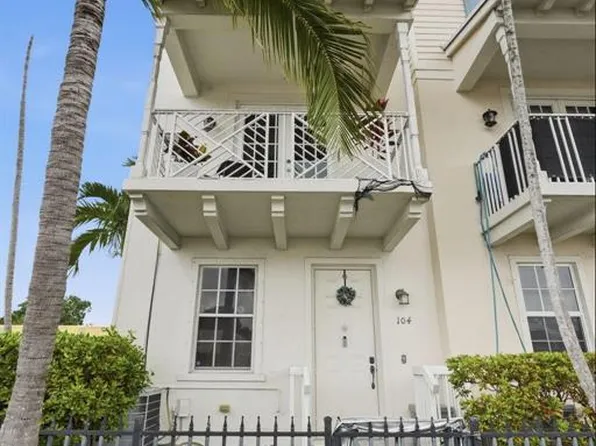 310 N Dixie Hwy APT 104, Lake Worth, FL 33460