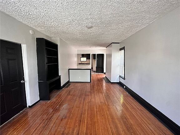 2nd image of 50 Sherwood Ave