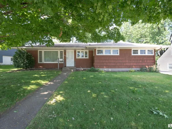 2002 N Elsie Ave, Davenport, IA 52804