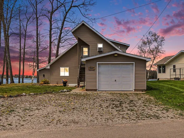 8006 Lakeside Blvd, Hale, MI 48739