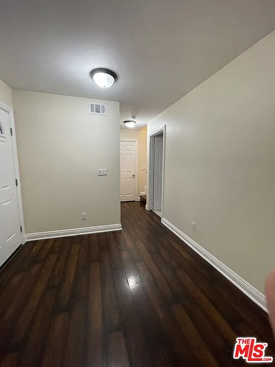 5 bed, 3.0 bath, 1760 sqft, $3,650 — Photo 2