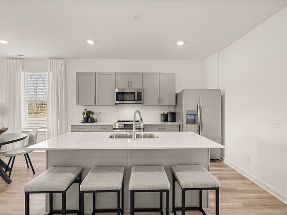 4th image of 2055 Nectar Ln
