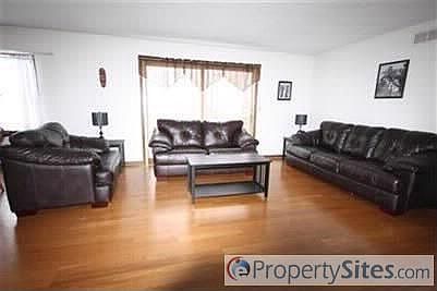 2nd image of 32620 Bradeen Ave