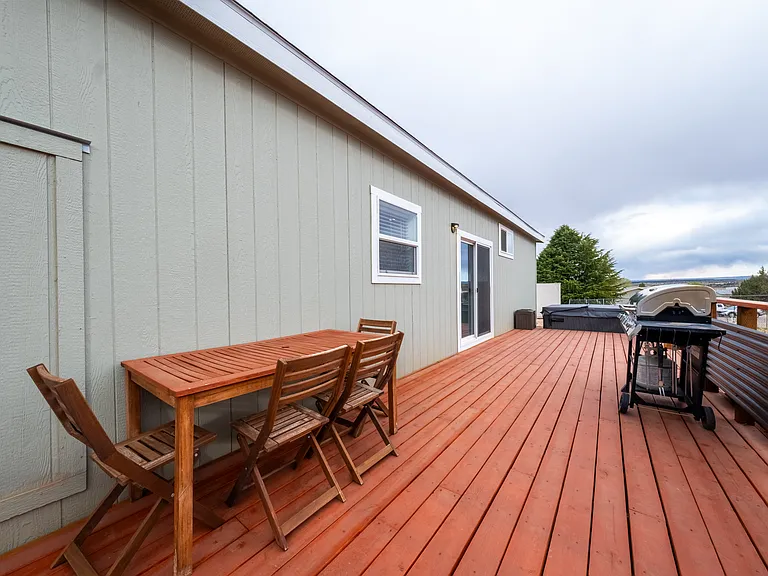 523 W Vance Dr — Photo 33