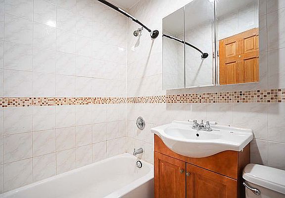 4th image of 438 Saint Nicholas Ave #5A