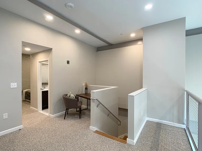 Chatham Lofts — Photo 5