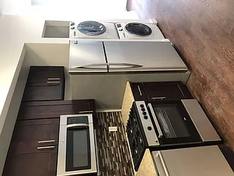 Rented by CENTERPIECE CAPITAL GROUP INC