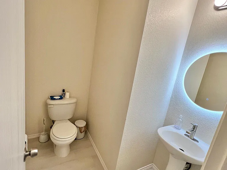 925 Jamie Dr — Photo 21