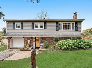 3 Jefferson St, Vernon, NJ 07462