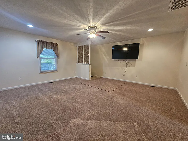 43475 Windy Way — Photo 7