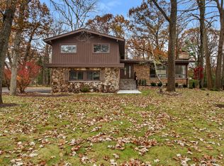 1353 Kenilwood Ct, Riverwoods, IL