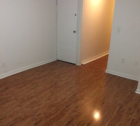 4th image of 1545 W Thompson St #A