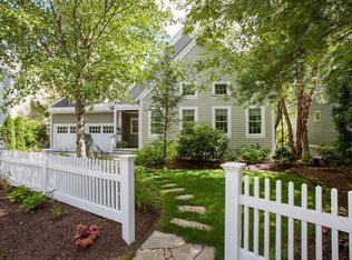 9 Hawks Perch, Plymouth, MA 02360