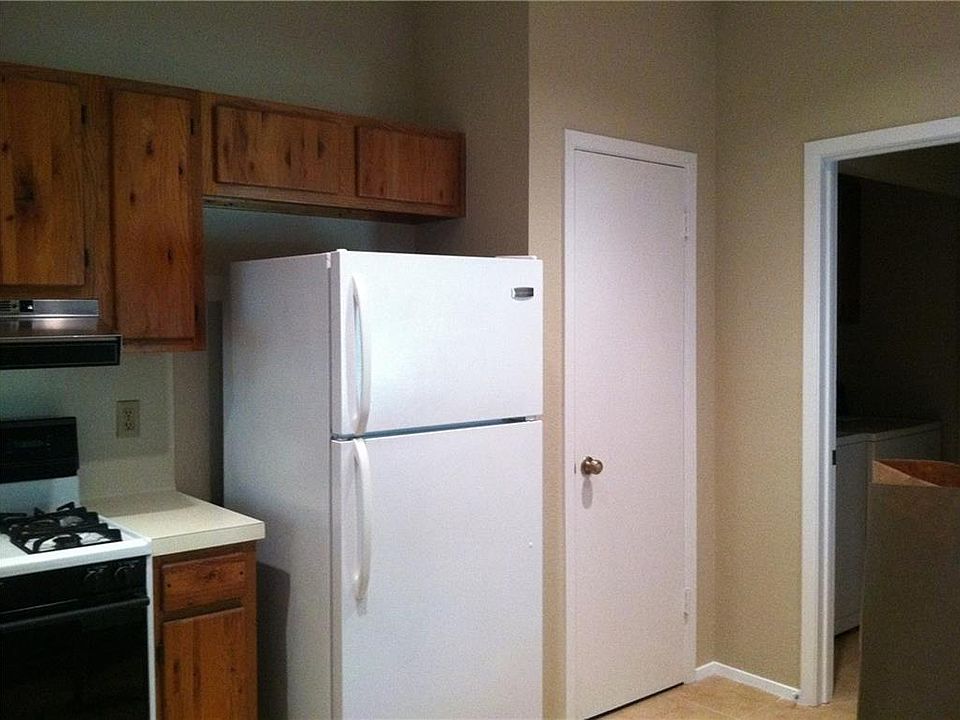 2nd image of 8320 Greenslope Dr #A